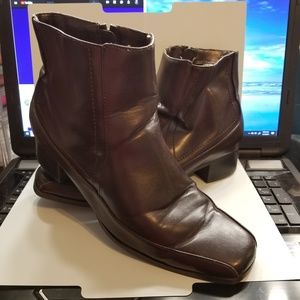 Small Heeled Booties WIDE WIDTH